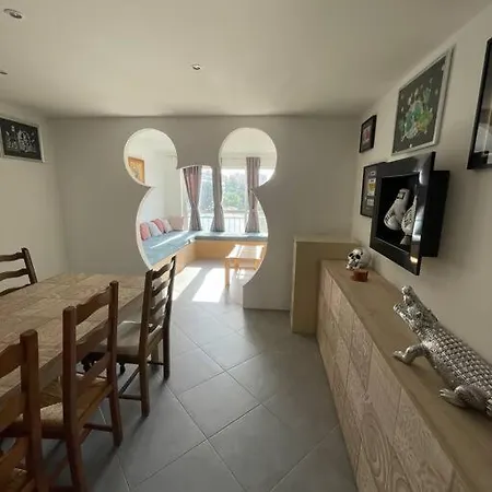 Duplex 80m2 A 5mins De La Διαμέρισμα Le Lavandou